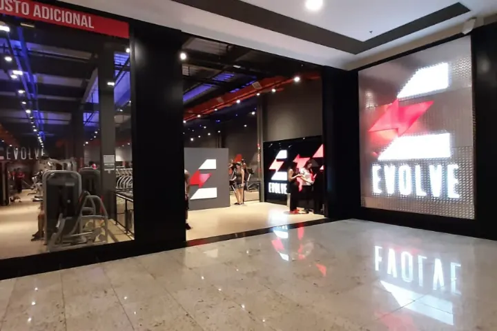 Fachada da loja Academia Evolve