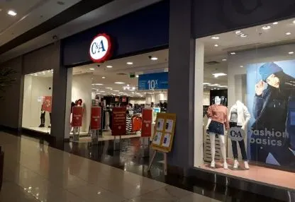 Fachada da loja C&A