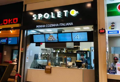 Fachada da loja Spoleto