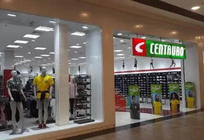 Fachada da loja Centauro