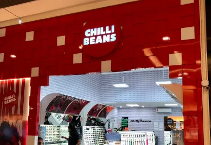 Fachada da loja Chilli Beans