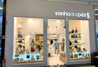 Fachada da loja Sonhos dos Pés