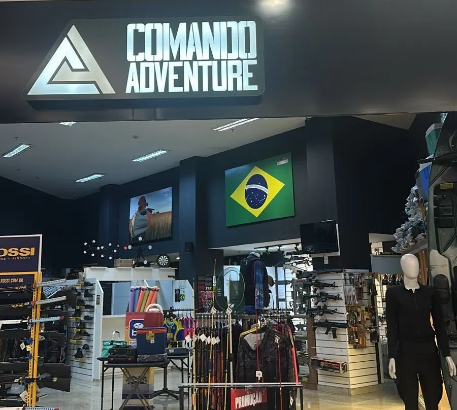 Fachada da loja Comando Adventure