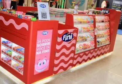 Fachada da loja Fini
