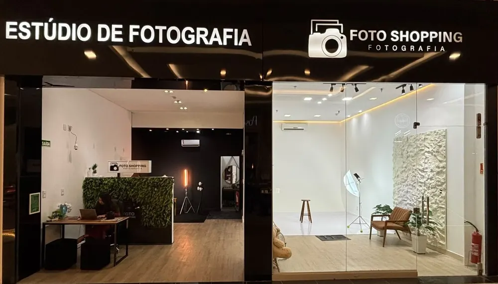 Fachada da loja Foto Shopping