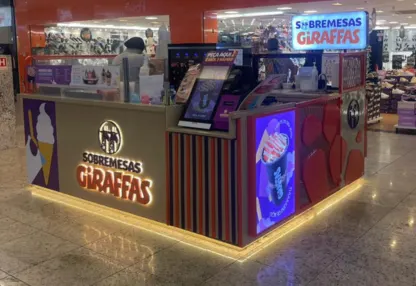 Fachada da loja Giraffas Sobremesas