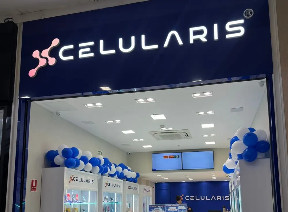 Fachada da loja Celularis
