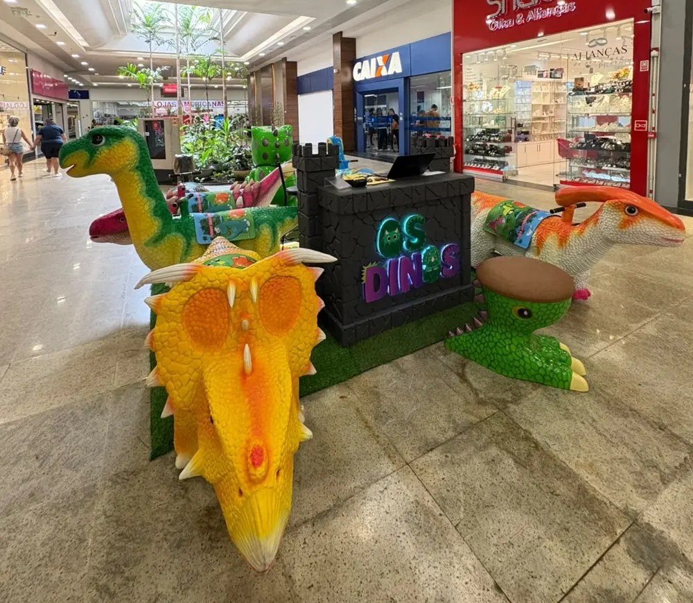 Fachada da loja Dinos
