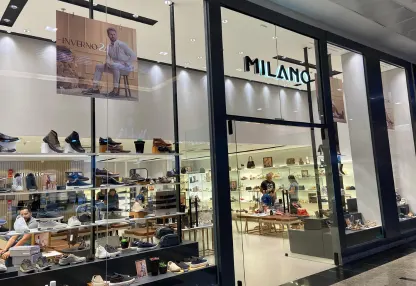 Fachada da loja Milano