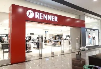 Fachada da loja Renner