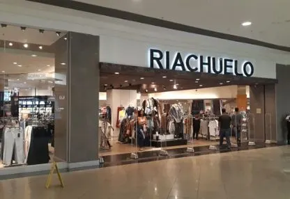 Fachada da loja Riachuelo