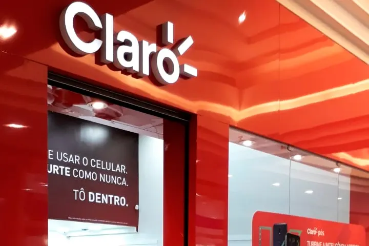 Fachada da loja Claro