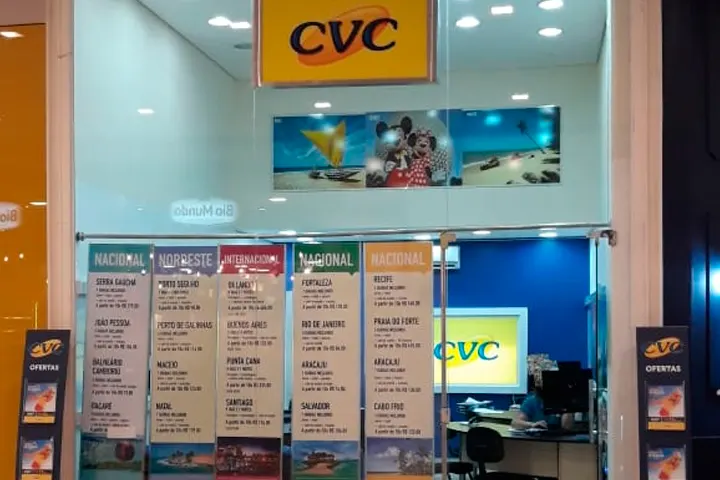 Fachada da loja CVC Turismo